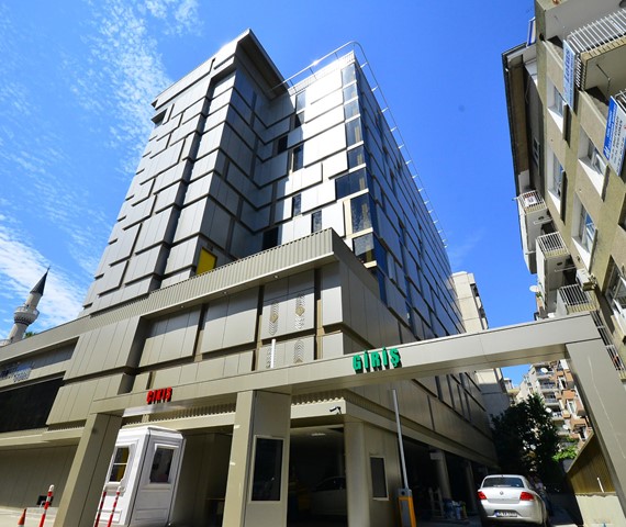  Otomatik Otopark  Alsancak - İzmir